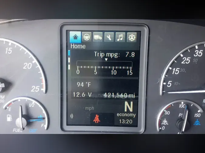 2021 Freightliner Cascadia 126