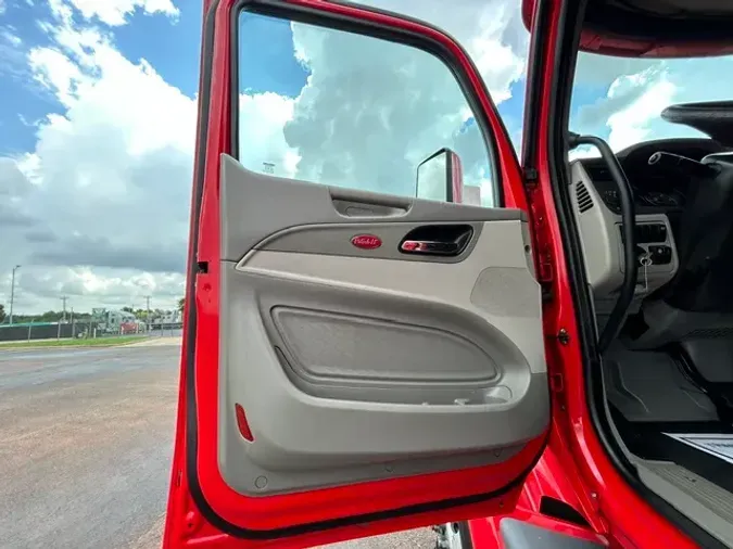 2019 PETERBILT 579