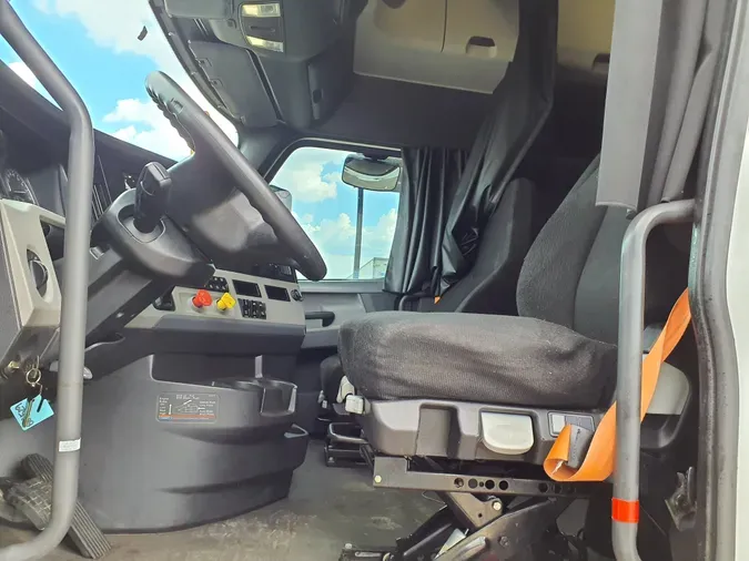 2019 FREIGHTLINER/MERCEDES NEW CASCADIA PX12664