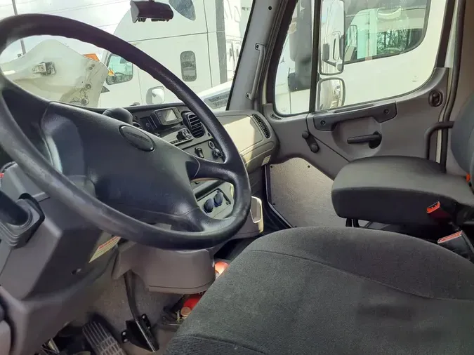 2019 FREIGHTLINER/MERCEDES M2 106