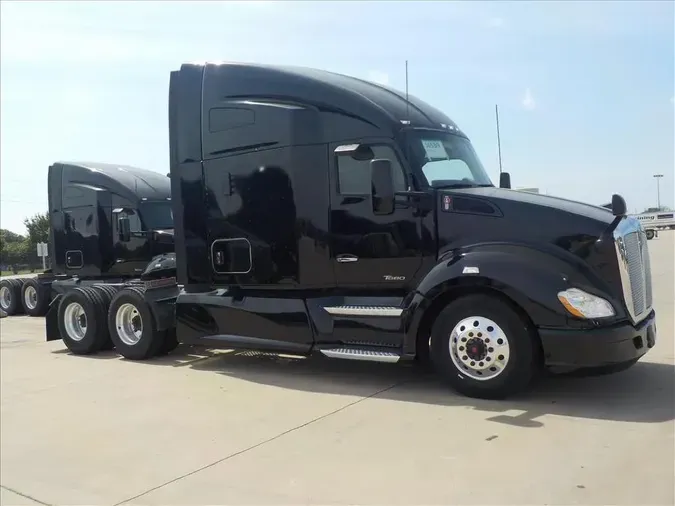 2021 KENWORTH T680