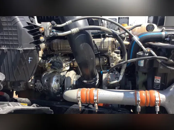 2025 Freightliner Cascadia 126