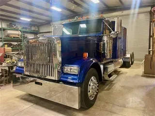 2000 FREIGHTLINER FLD120