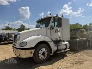 2007 FREIGHTLINER COLUMBIA 120