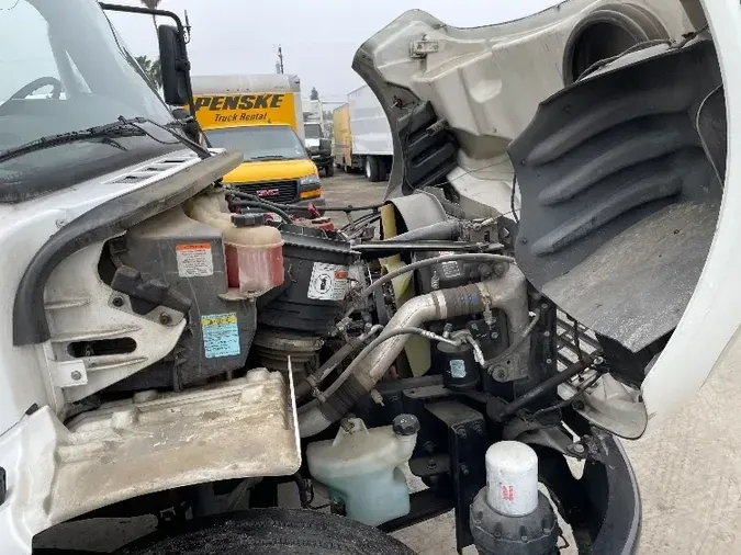 2019 Freightliner M2