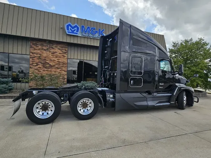 2022 KENWORTH T680