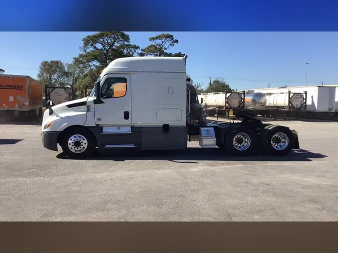 2020 Freightliner Cascadia