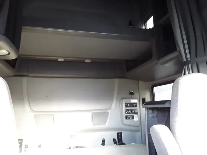 2020 NAVISTAR INTERNATIONAL LT625 SLPR CAB