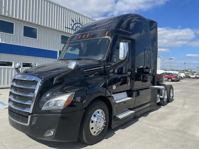 2022 Freightliner CA126SLPce59fe7c03d3219207312344386b40a6