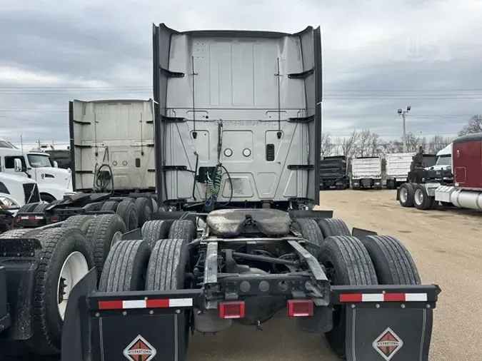 2022 INTERNATIONAL LT