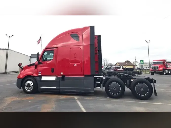 2021 Freightliner Cascadia