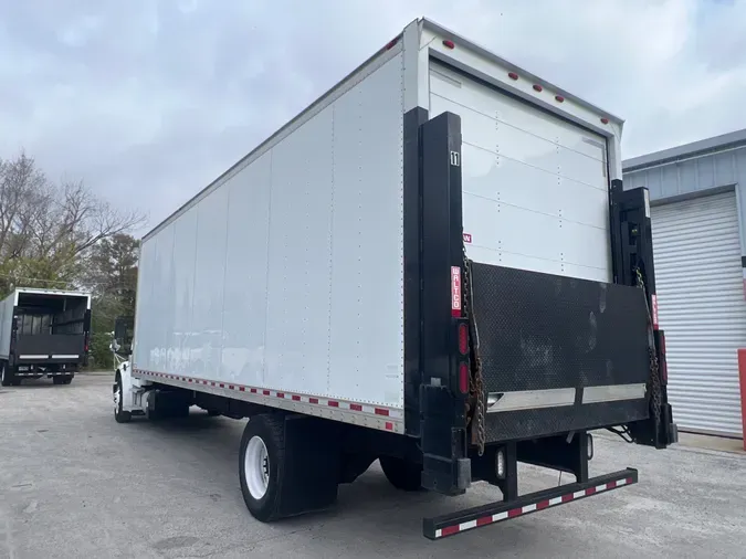 2016 FREIGHTLINER/MERCEDES M2 106