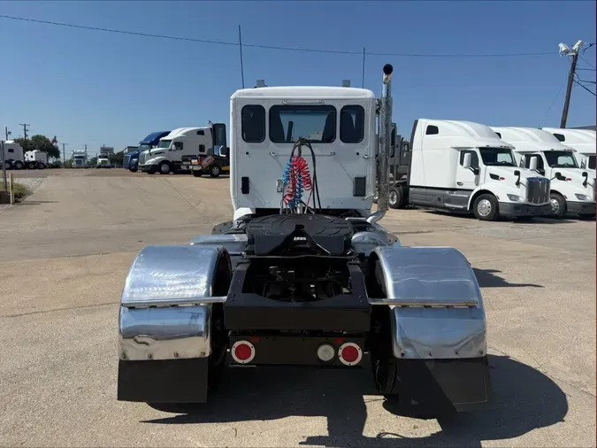 2017 Peterbilt 579
