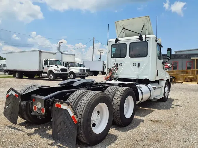 2020 FREIGHTLINER NEW CASCADIA PX12664