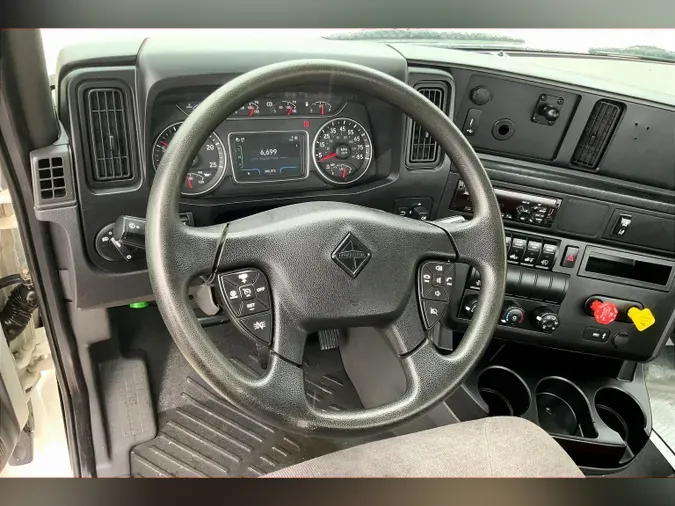 2020 INT LT625 6x4