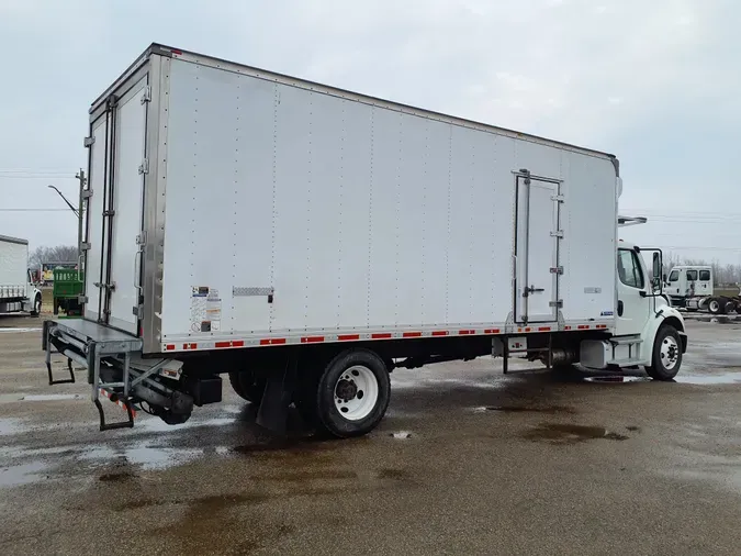 2018 FREIGHTLINER/MERCEDES M2 106