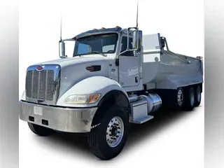 2019 Peterbilt 348
