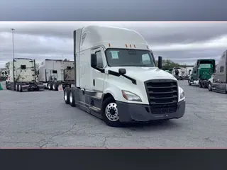 2022 Freightliner Cascadia 126