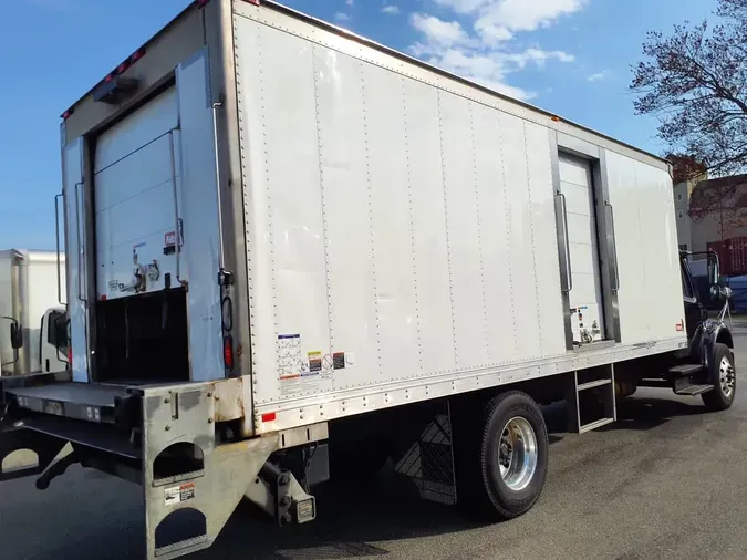 2019 FREIGHTLINER/MERCEDES M2 106