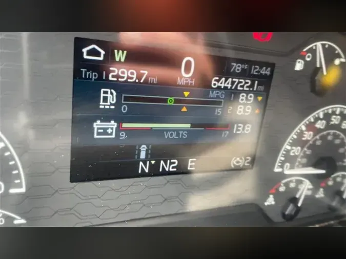 2020 VOLVO VNL760