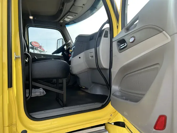 2021 Peterbilt 579