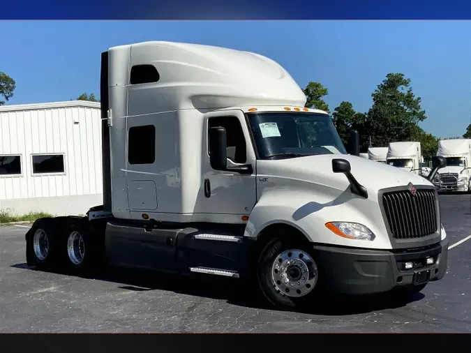 2021 INT LT625 6x4ce76cc94226e3aedbca2eb97ba8449de
