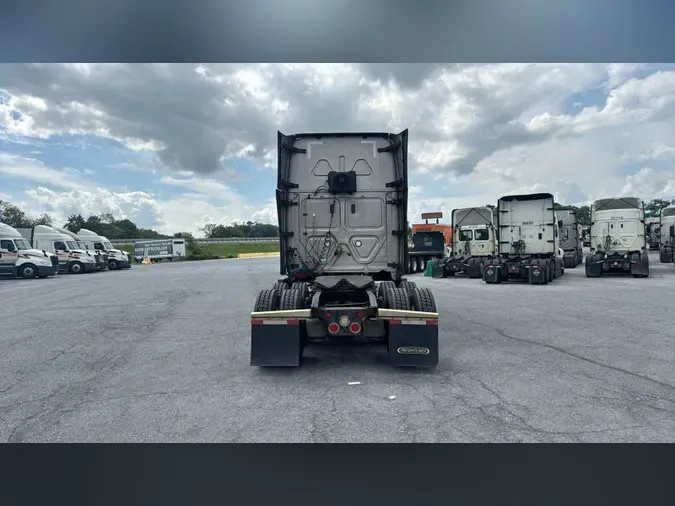 2023 Freightliner Cascadia 126ce7784af95601e91c390378be9d2e9b4
