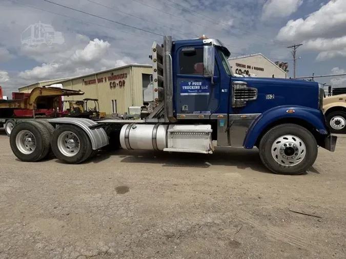 2014 FREIGHTLINER CORONADO 132