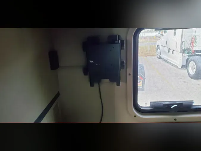 2022 Peterbilt 579ce7a2dd9614c2faa1a1a0c6965a0c249