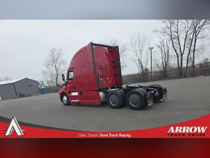 2021 FREIGHTLINER CA126