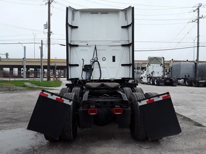 2020 NAVISTAR INTERNATIONAL LT625 SLPR CAB