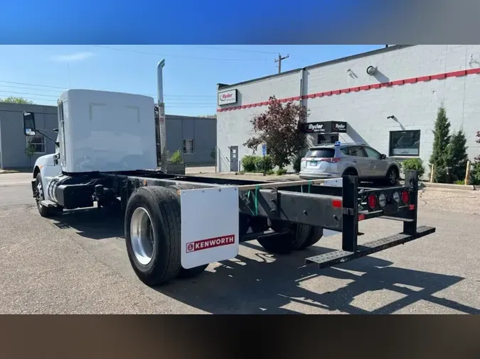 2019 KENWORTH TRUCKS T370