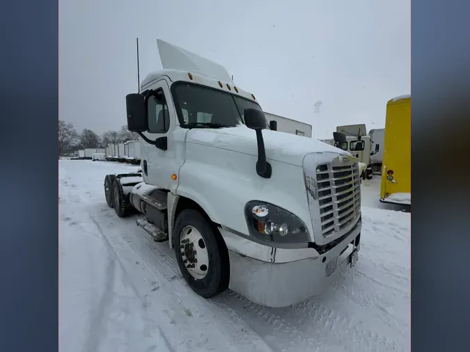 2018 FREIGHTLINER/MERCEDES CASCADIA 125ce8807514a600cfa66a5e8fb543f3668