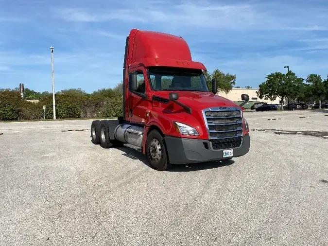 2019 Freightliner T12664STce89acb1c24475ac6cedef8715763542