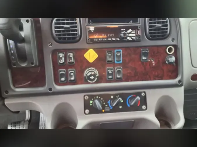 2020 FREIGHTLINER/MERCEDES M2 106ce8c3bb2e97629a6da94cc3294e5f194