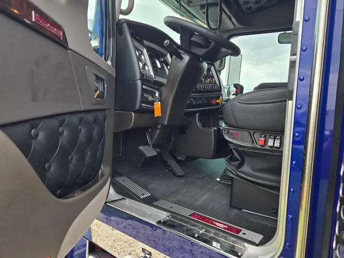 2026 Kenworth W900Lce992f4d86af62900ebb0f6a2b29ede7