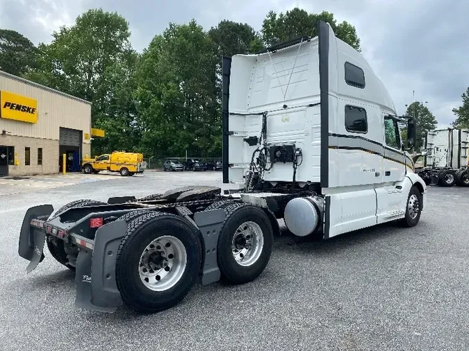 2019 Volvo VNL64860