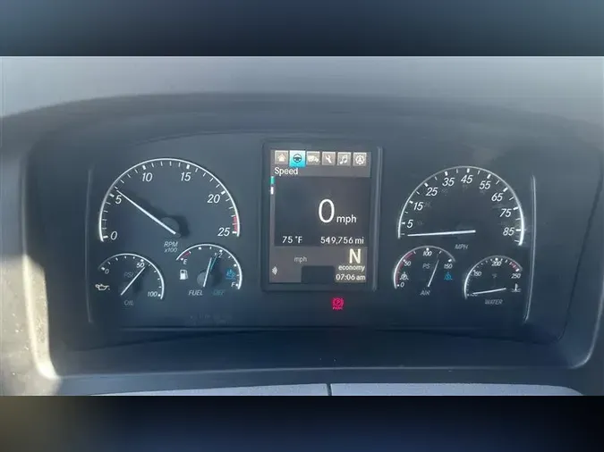 2021 FREIGHTLINER CA126