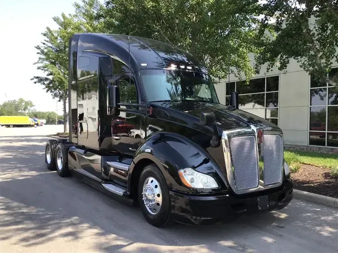 2021 KENWORTH T680