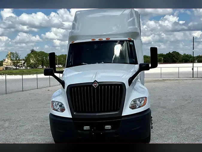 2021 INT LT625 6x4