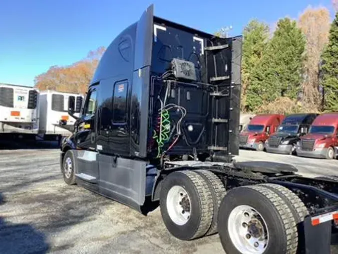 2021 Freightliner Cascadia