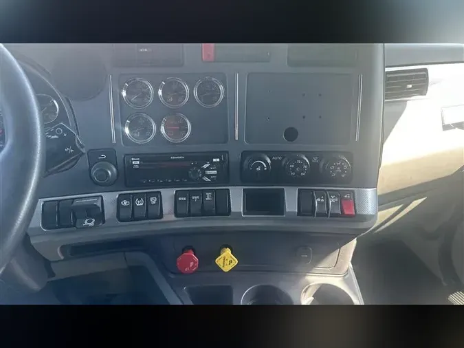 2021 KENWORTH T680