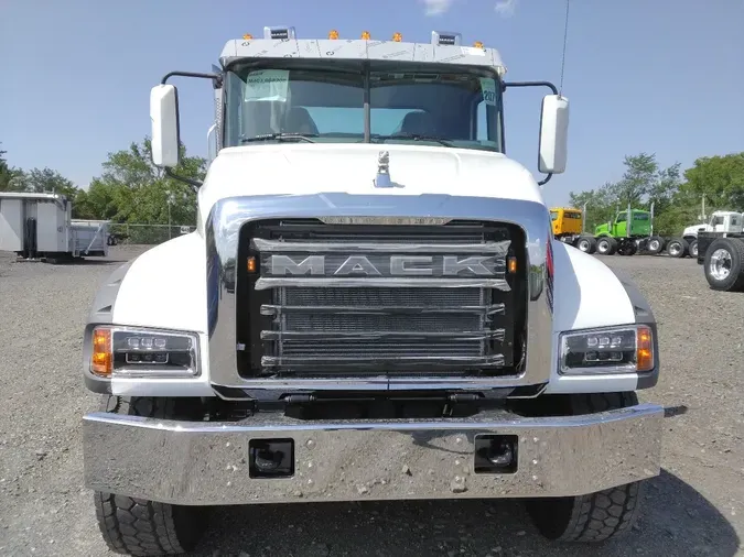 2026 MACK GR84F