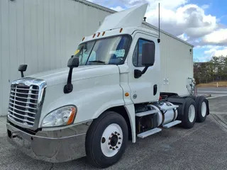 2019 FREIGHTLINER/MERCEDES CASCADIA 125