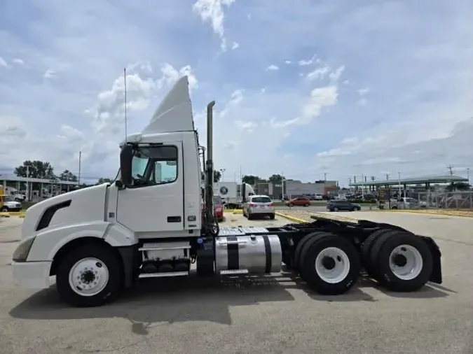 2016 Volvo VNL64T300