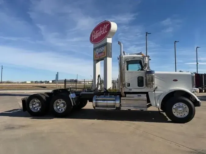 2021 Peterbilt 389ceb3526c8908be94c01d5c42e9444704