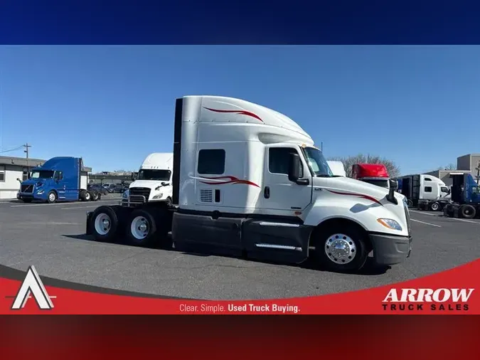 2022 INTERNATIONAL LT