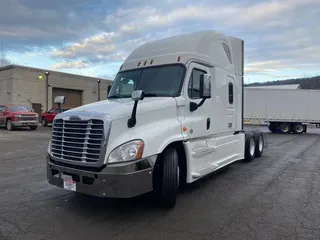 2016 Freightliner CASCADIA 125