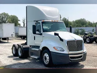 2021 INT LT625 6x4