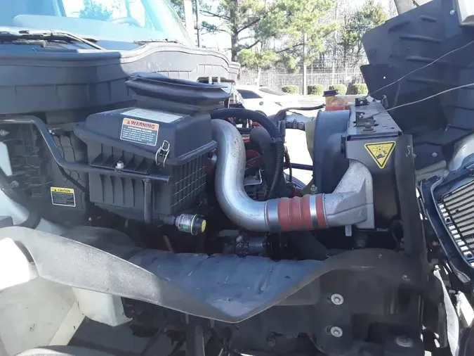 2019 NAVISTAR INTERNATIONAL MV607 (4X2)